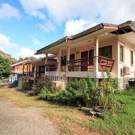 Oyo 75373 Chamil House Hotel Nai Harn ภายนอก รูปภาพ