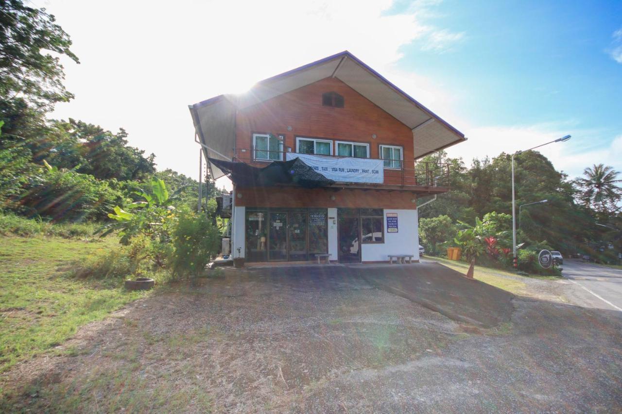 Oyo 75373 Chamil House Hotel Nai Harn ภายนอก รูปภาพ