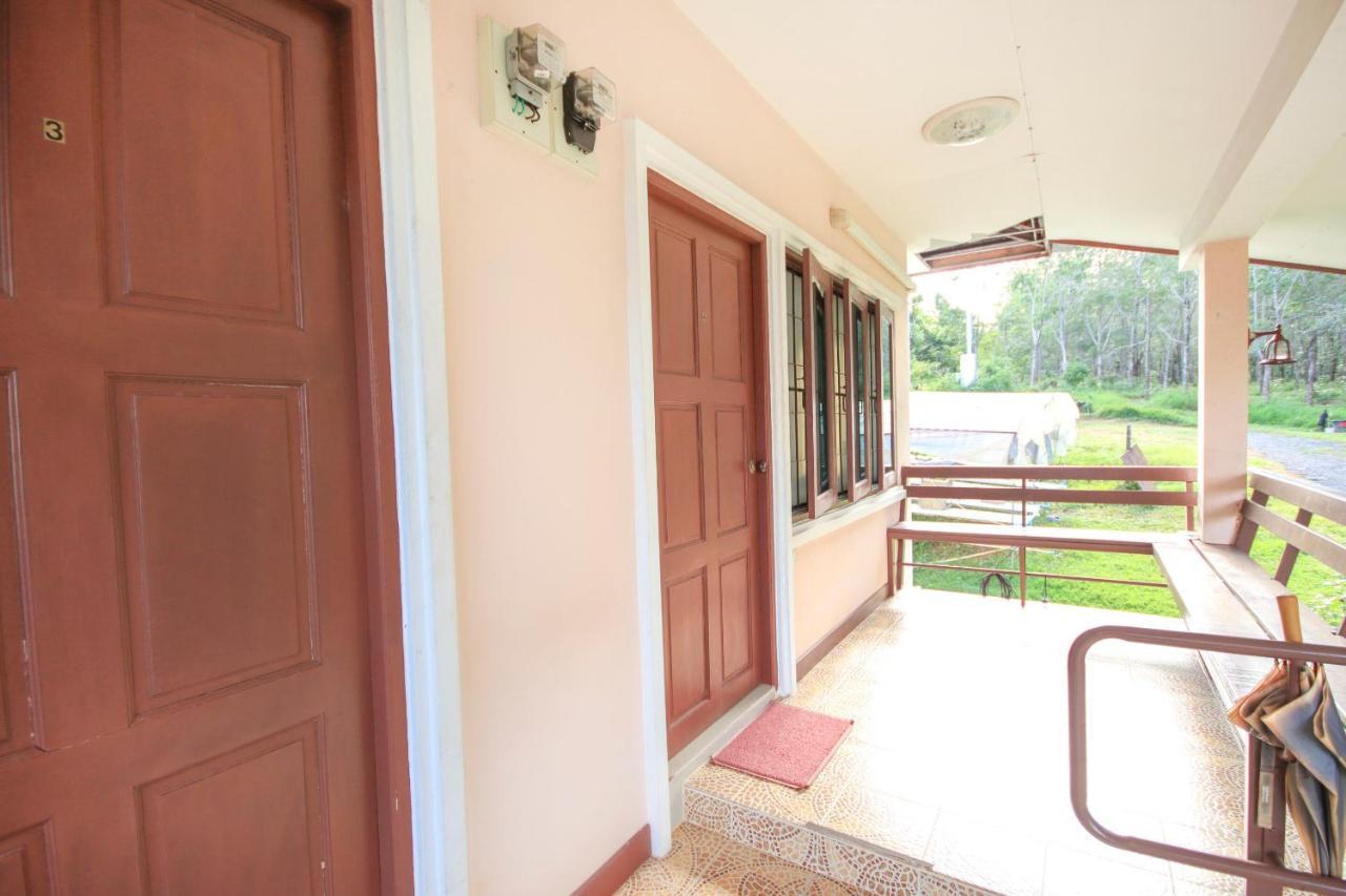 Oyo 75373 Chamil House Hotel Nai Harn ภายนอก รูปภาพ