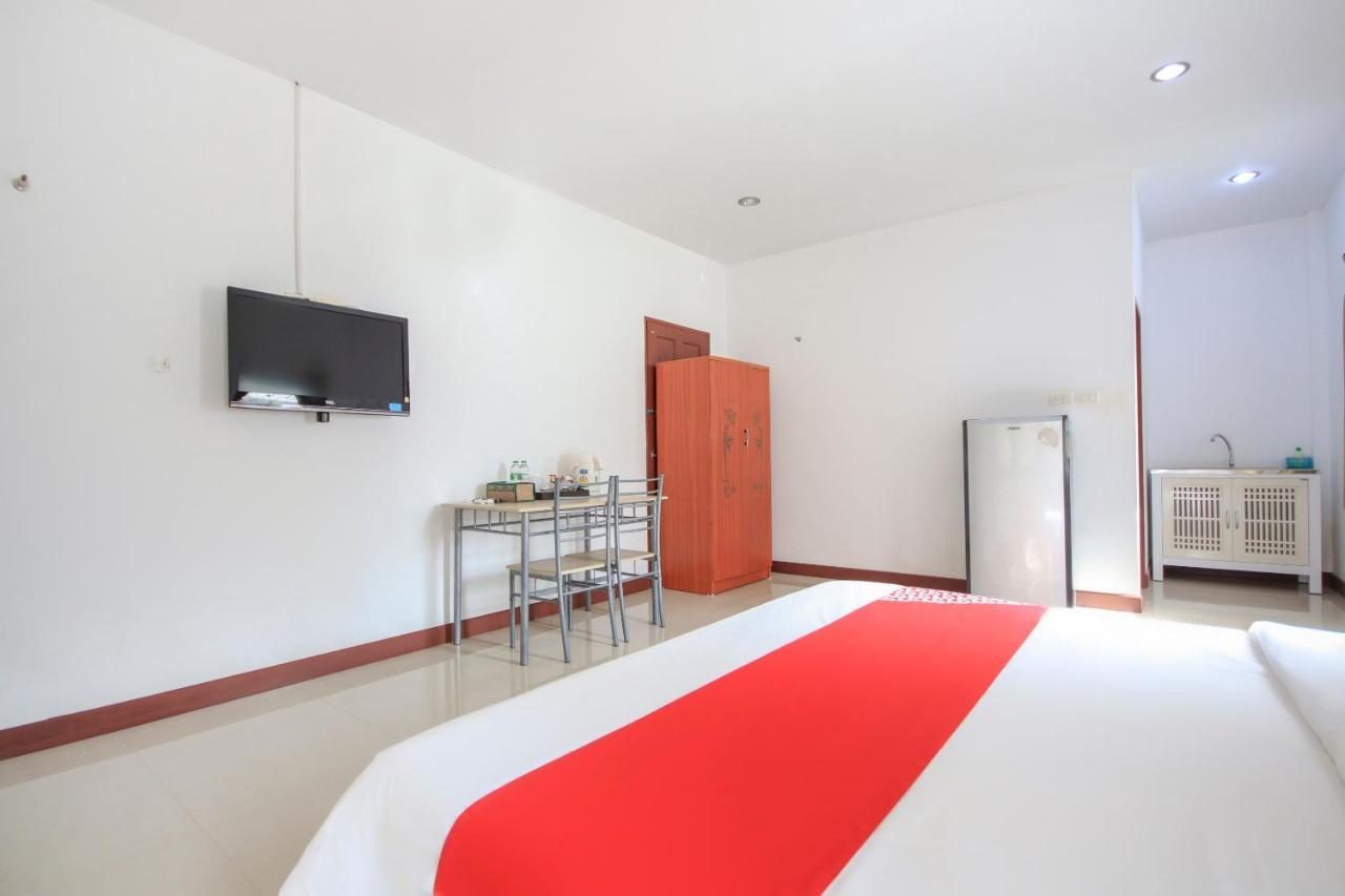 Oyo 75373 Chamil House Hotel Nai Harn ภายนอก รูปภาพ